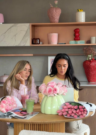 Pink Roses or Tulips